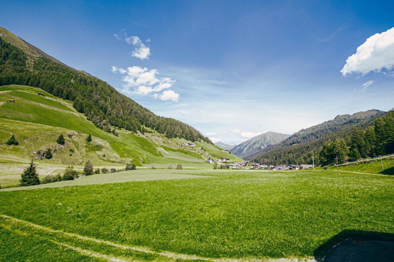 Nedererhof - Gemutliche Zimmer Mit Gemeinschaftskuche Ausserschmirn Exteriör bild