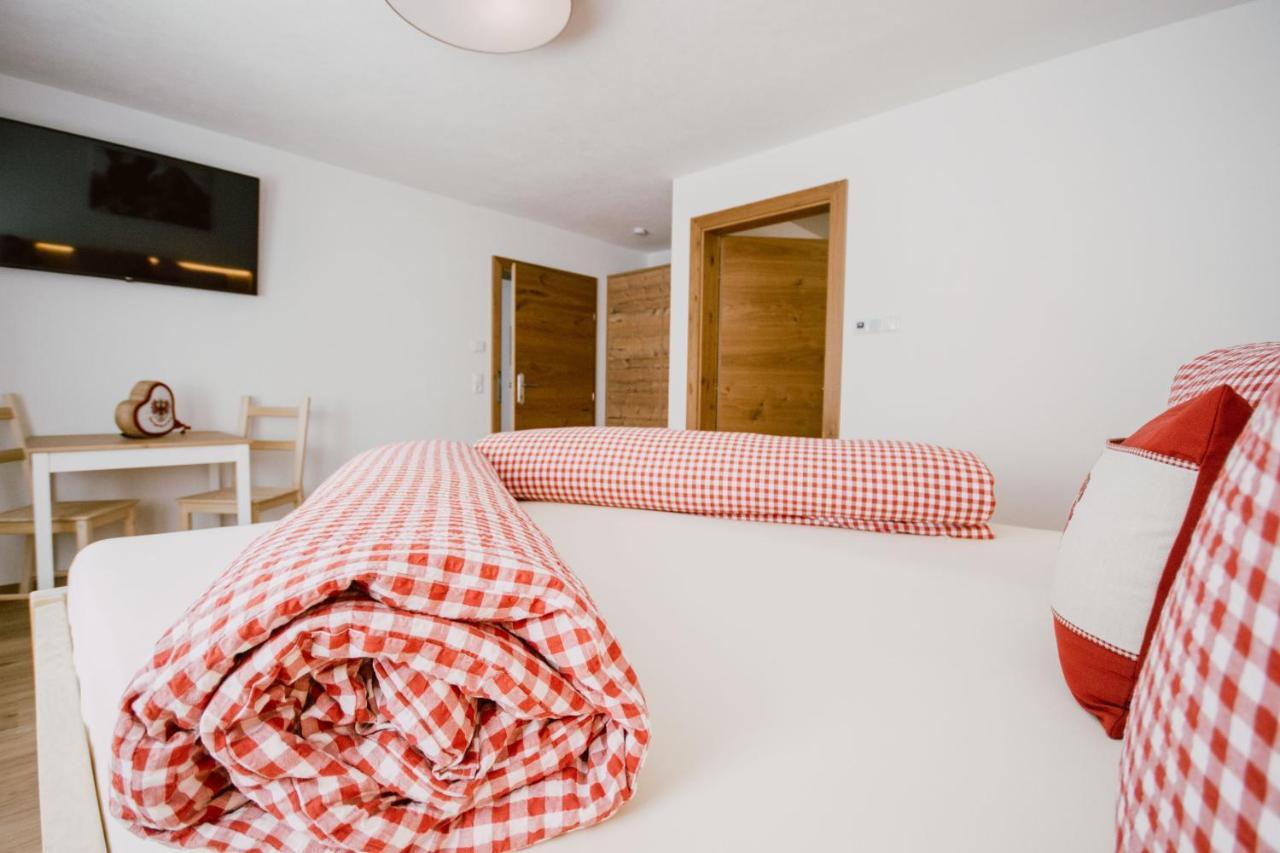 Nedererhof - Gemutliche Zimmer Mit Gemeinschaftskuche Ausserschmirn Exteriör bild